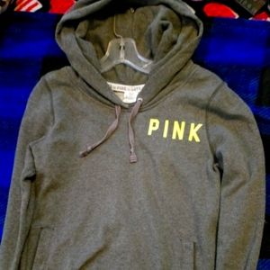 Love pink jacket size meduim